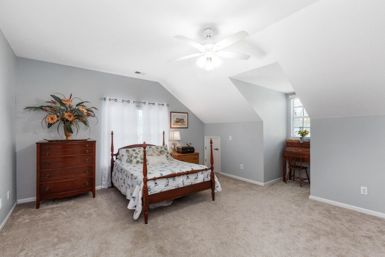 3500 Forest Glen Drive Photo 33