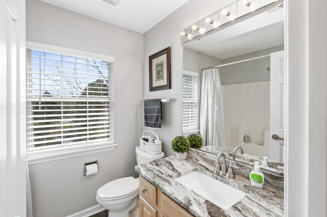 3500 Forest Glen Drive Photo 35