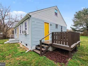 217 LOCUST AVENUE, COLONIAL BEACH, VA 22443
