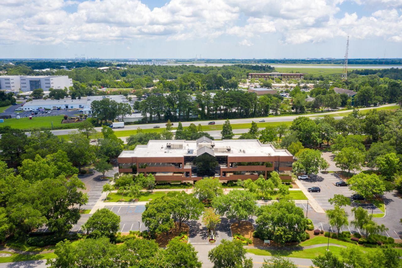 4055 Faber Place Drive Photo 4