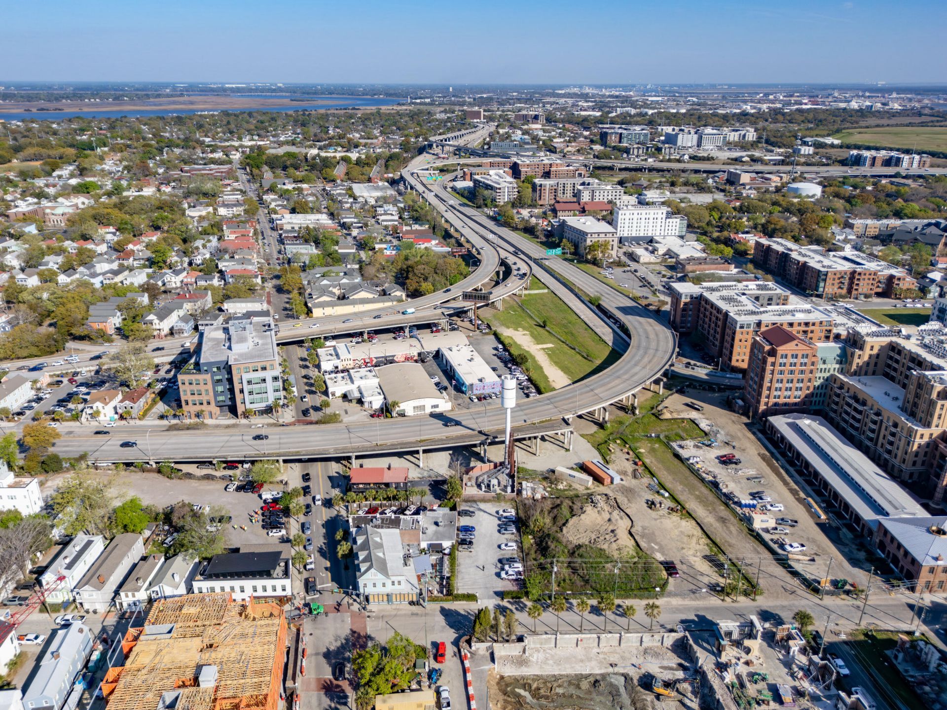 54 Line Street Photo 9