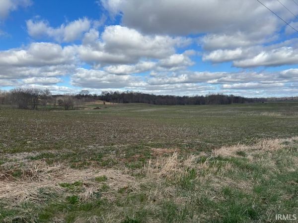 Highland Rd Road, Grandview, IN 47615