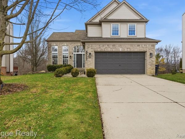 4312 Clear Creek Court, Oakland Twp, MI 48306
