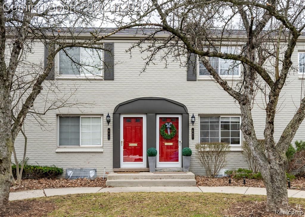 683 Graefield Court, Birmingham, MI 48009 Main Photo