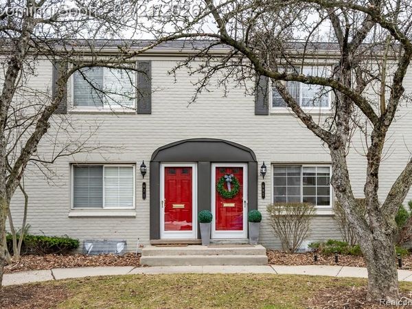 683 Graefield Court, Birmingham, MI 48009