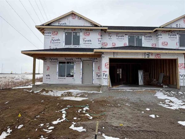 1625 Mitchell Pl, Tiffin, IA 52340