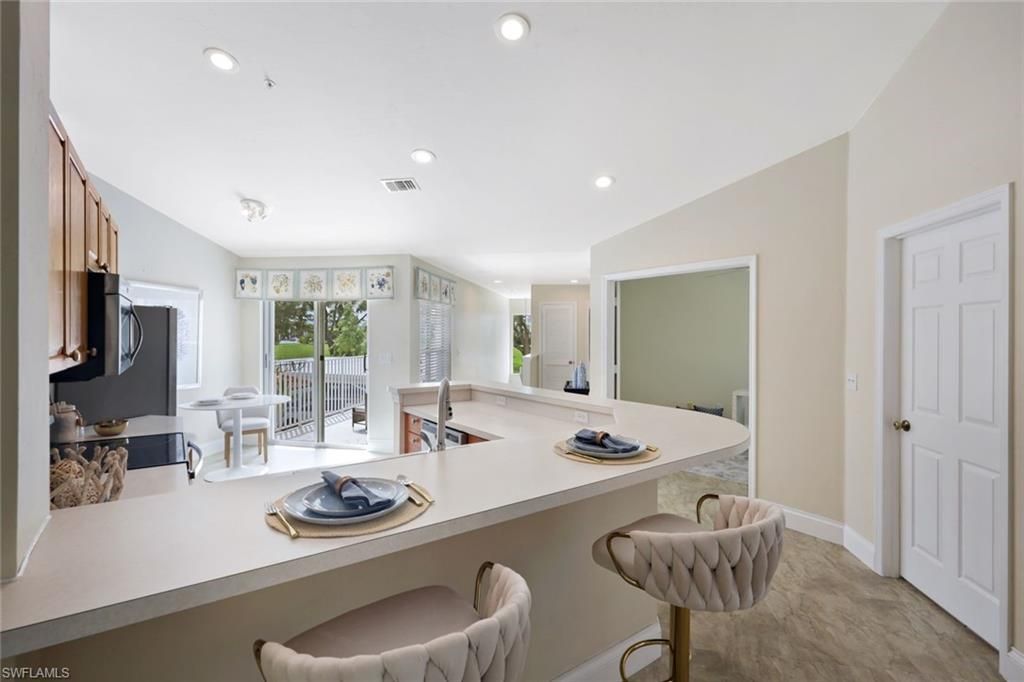 4940 Deerfield Way, Unit 201, Naples, FL 34110 Photo