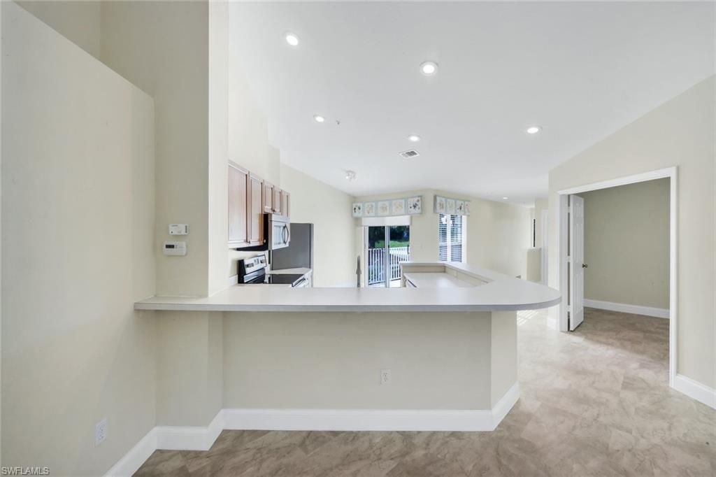 4940 Deerfield Way, Unit 201, Naples, FL 34110 Photo