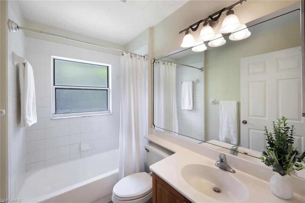 4940 Deerfield Way, Unit 201, Naples, FL 34110 Photo