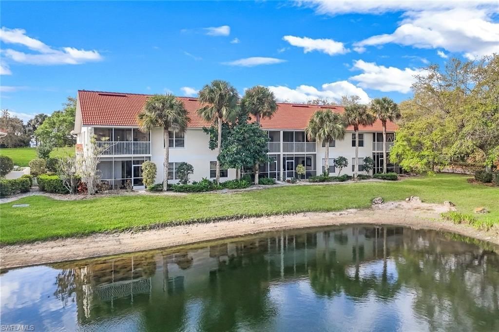 4940 Deerfield Way, Unit 201, Naples, FL 34110 Photo