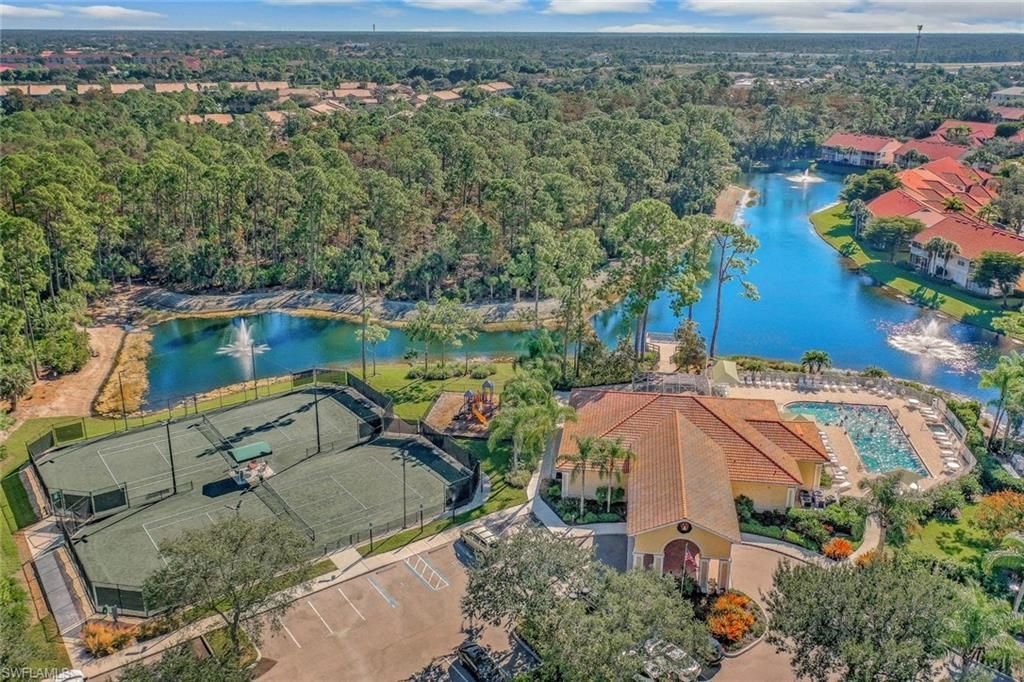 4940 Deerfield Way, Unit 201, Naples, FL 34110 Photo