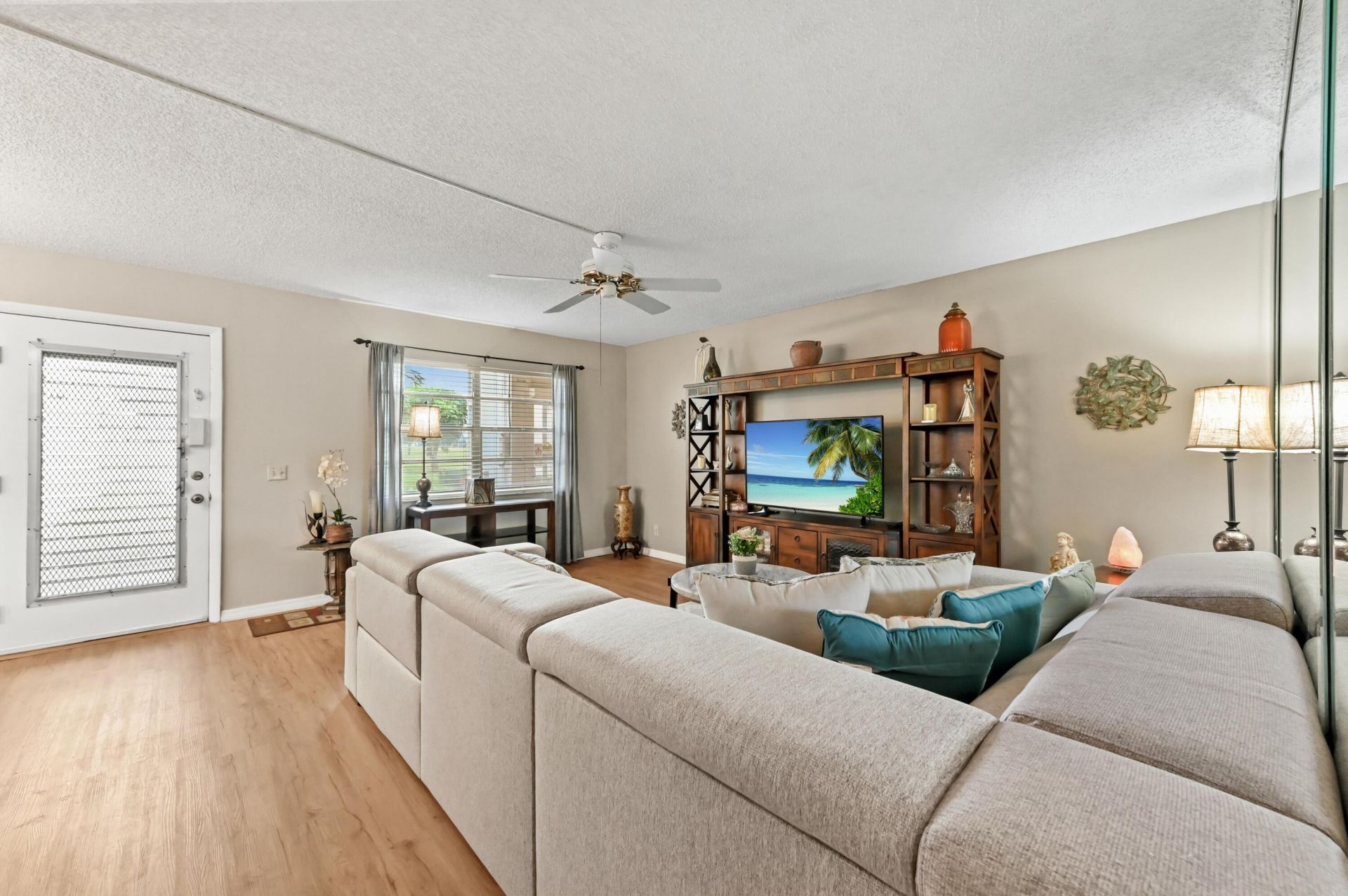 302 Capri G, Delray Beach, FL 33484 Photo