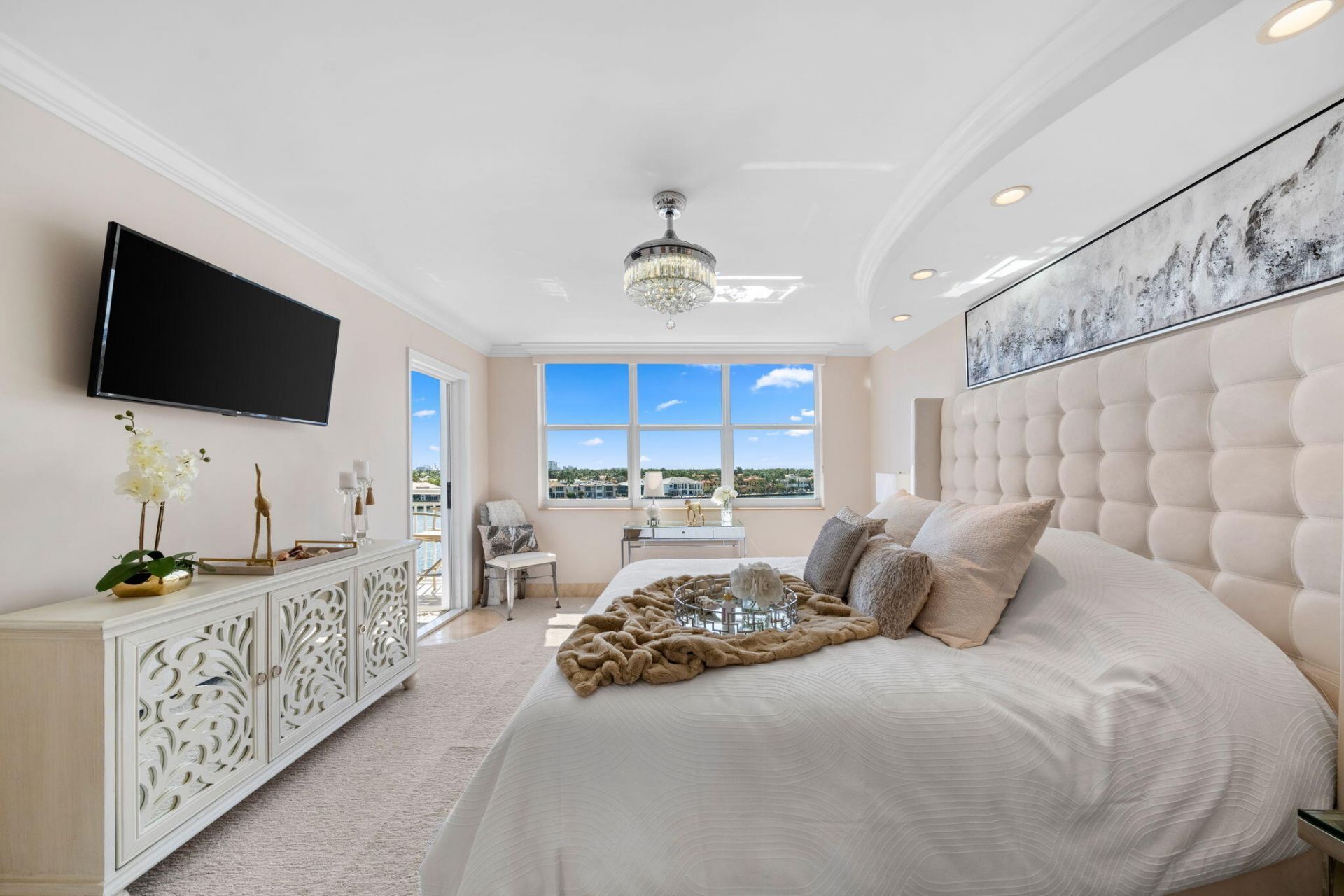 511 Bayshore Drive, Unit 606, Fort Lauderdale, FL 33304 Photo