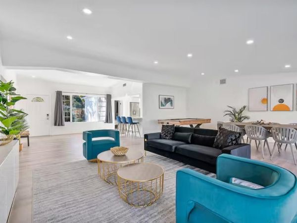 20411 NE 15th Avenue, Miami, FL 33179