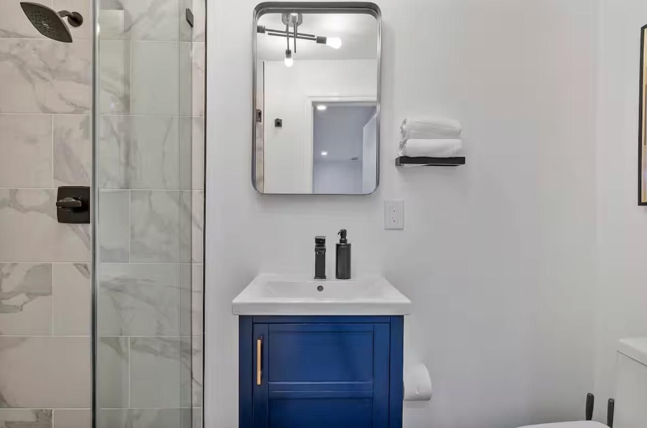 20411 NE 15th Avenue, Miami, FL 33179 Photo