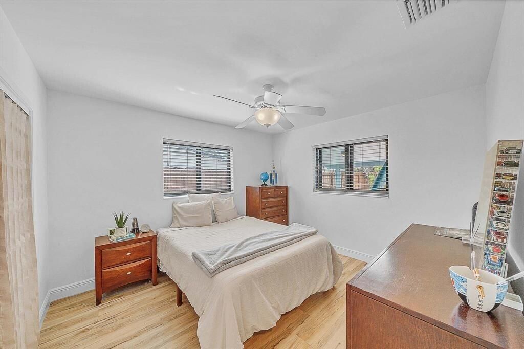 5351 NE 17th Terrace, Fort Lauderdale, FL 33334 Photo