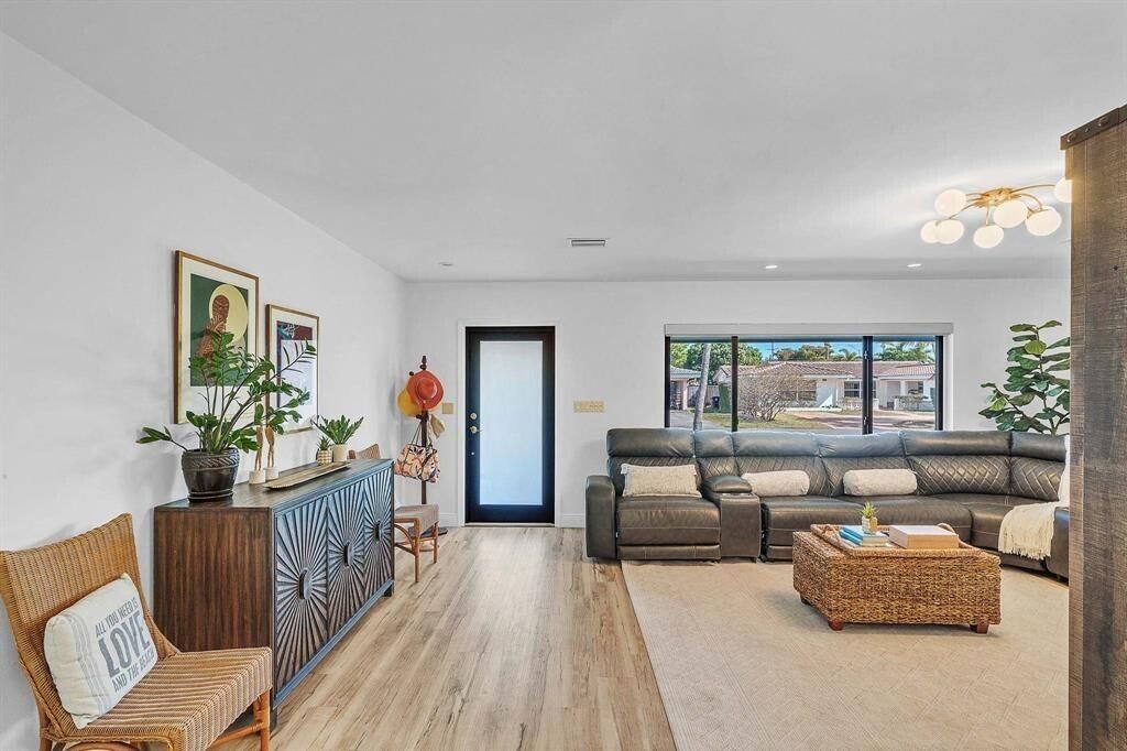 5351 NE 17th Terrace, Fort Lauderdale, FL 33334 Photo