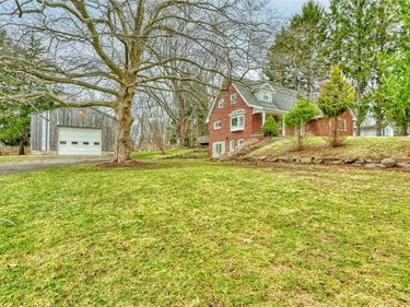 147 Basket Road, Webster, NY 14580