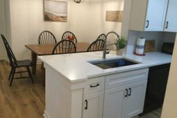 1600 Long Grove Drive photo 4