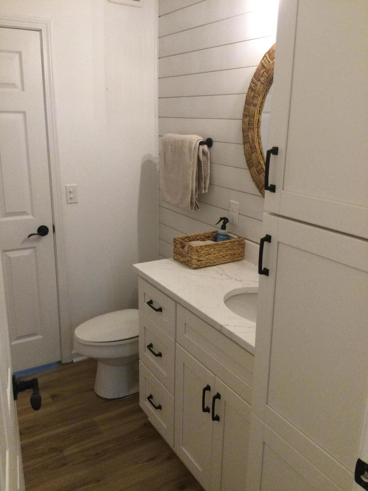 1600 Long Grove Drive Photo 9