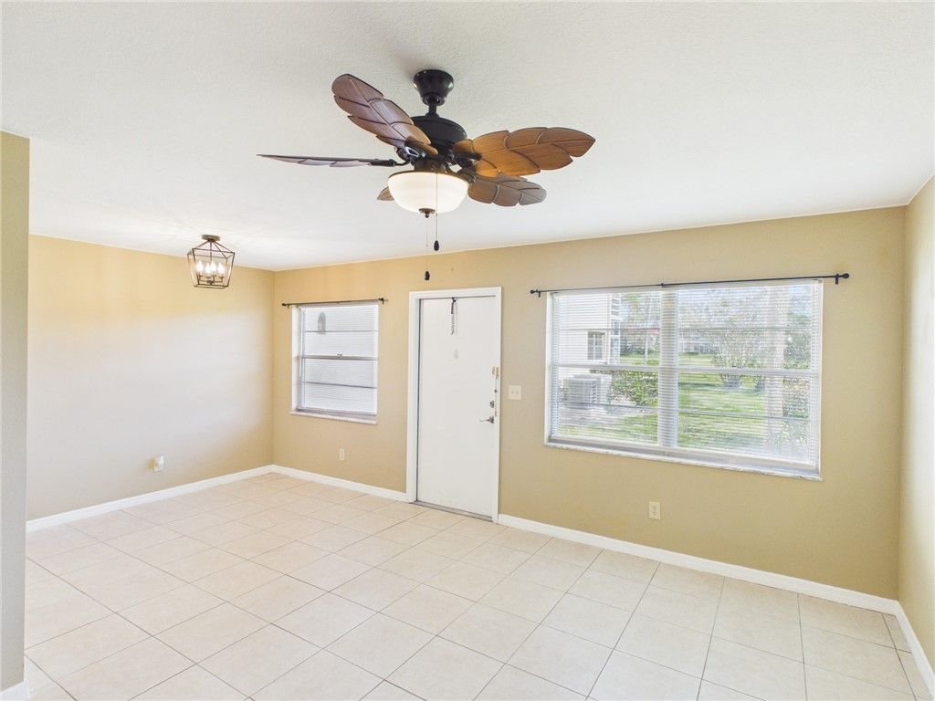 89 Crooked Tree Lane, Unit 105, Vero Beach, FL 32962 Photo