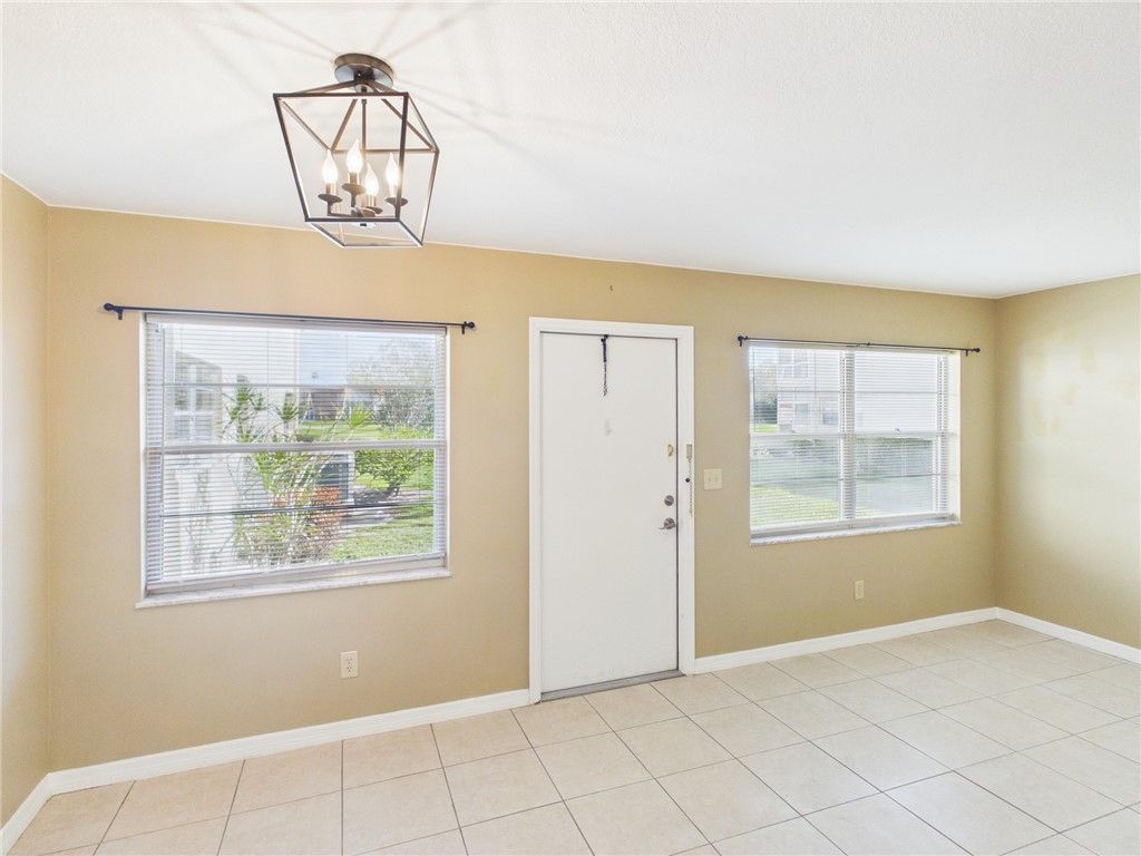 89 Crooked Tree Lane, Unit 105, Vero Beach, FL 32962 Photo