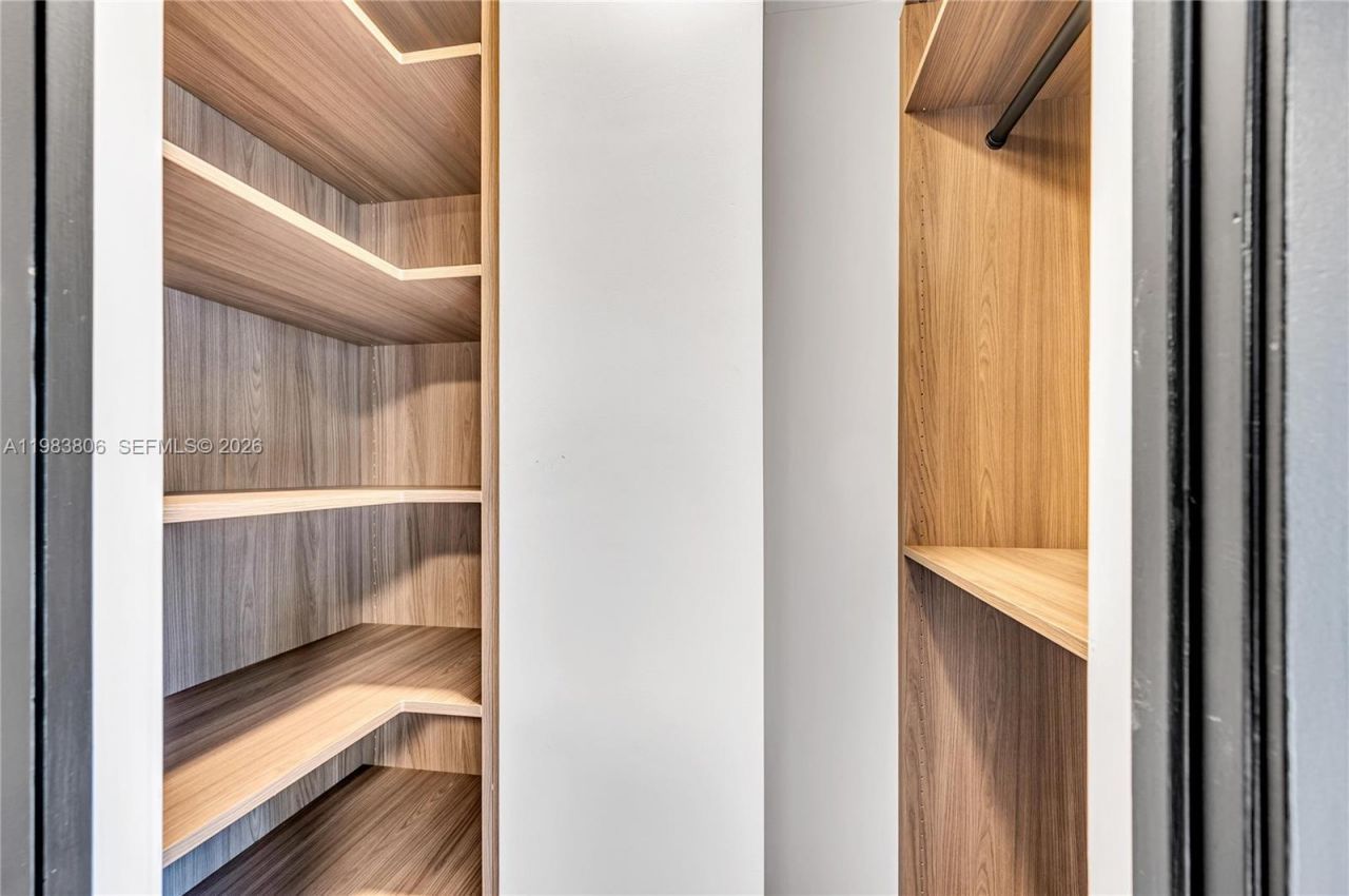 2211 NE 122nd St, Unit 2211, North Miami, FL 33181 Photo