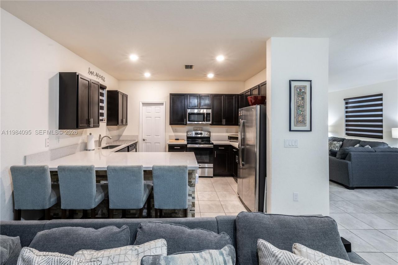 141 NE 24th Ave , Homestead, FL 33033 Photo