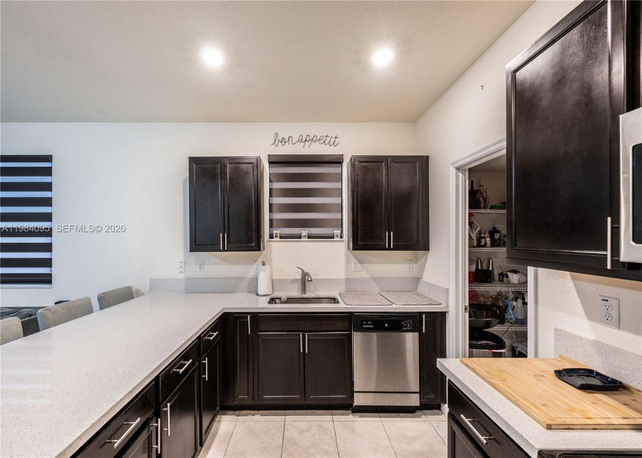 141 NE 24th Ave , Homestead, FL 33033 Photo