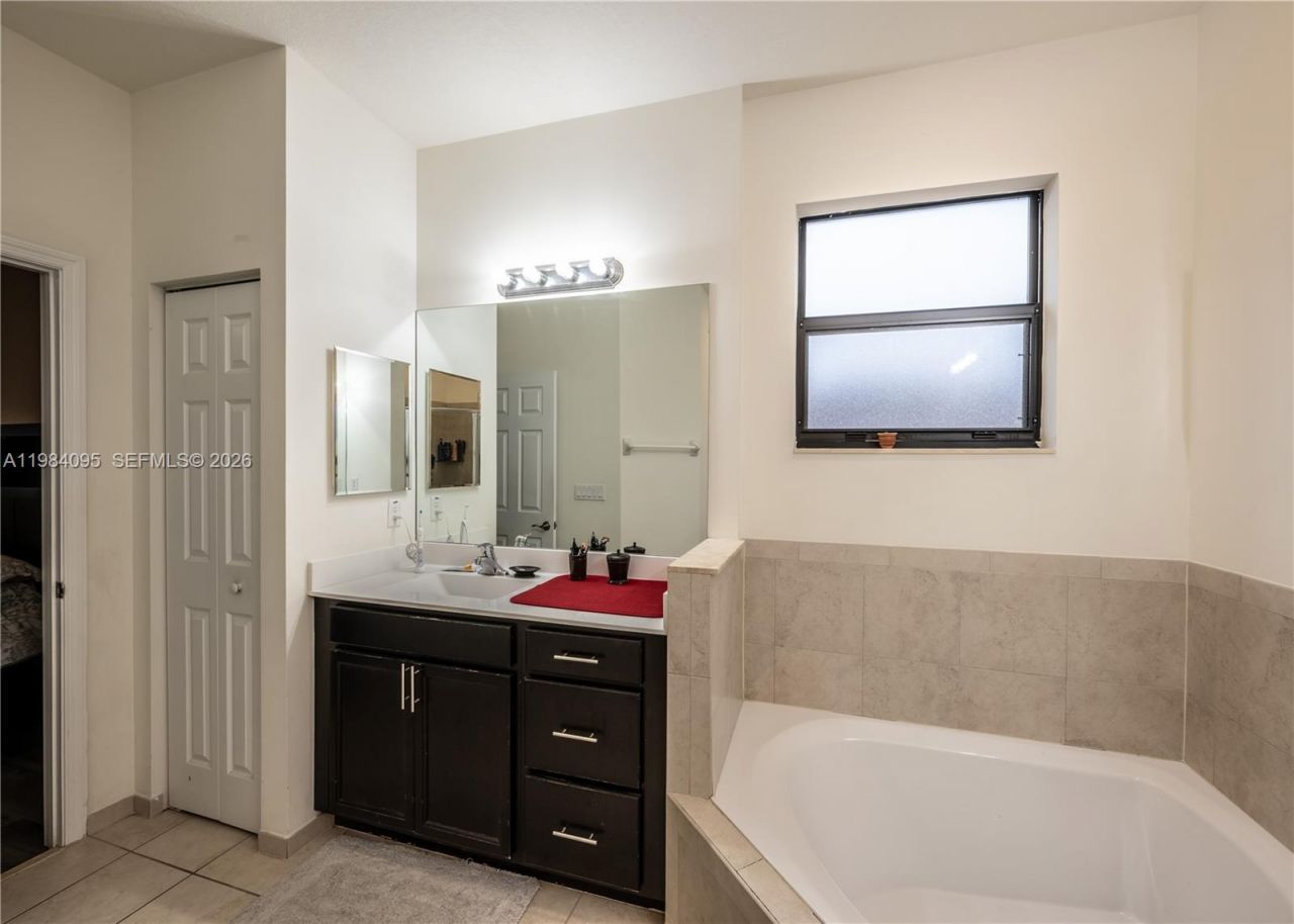 141 NE 24th Ave , Homestead, FL 33033 Photo