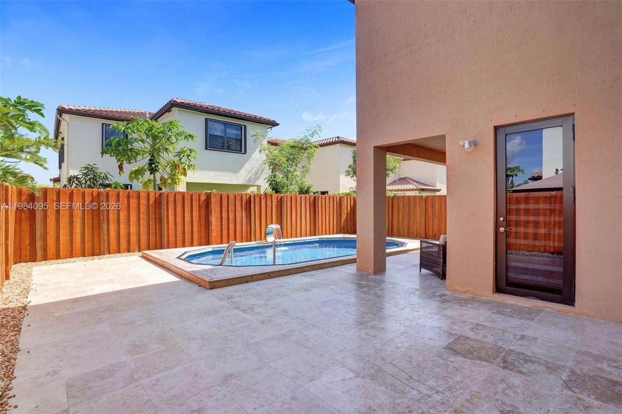 141 NE 24th Ave , Homestead, FL 33033 Photo