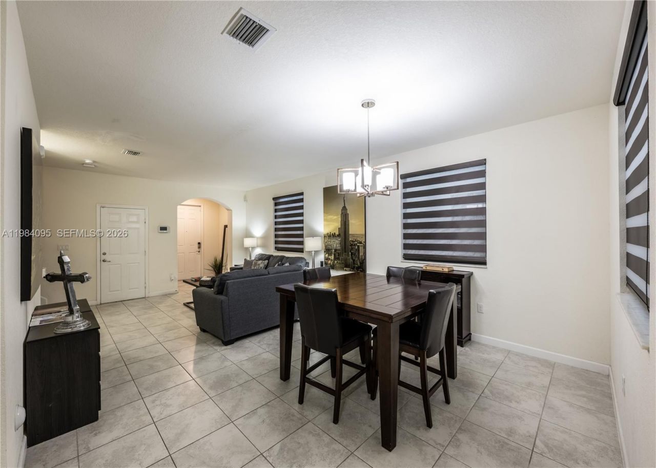 141 NE 24th Ave , Homestead, FL 33033 Photo