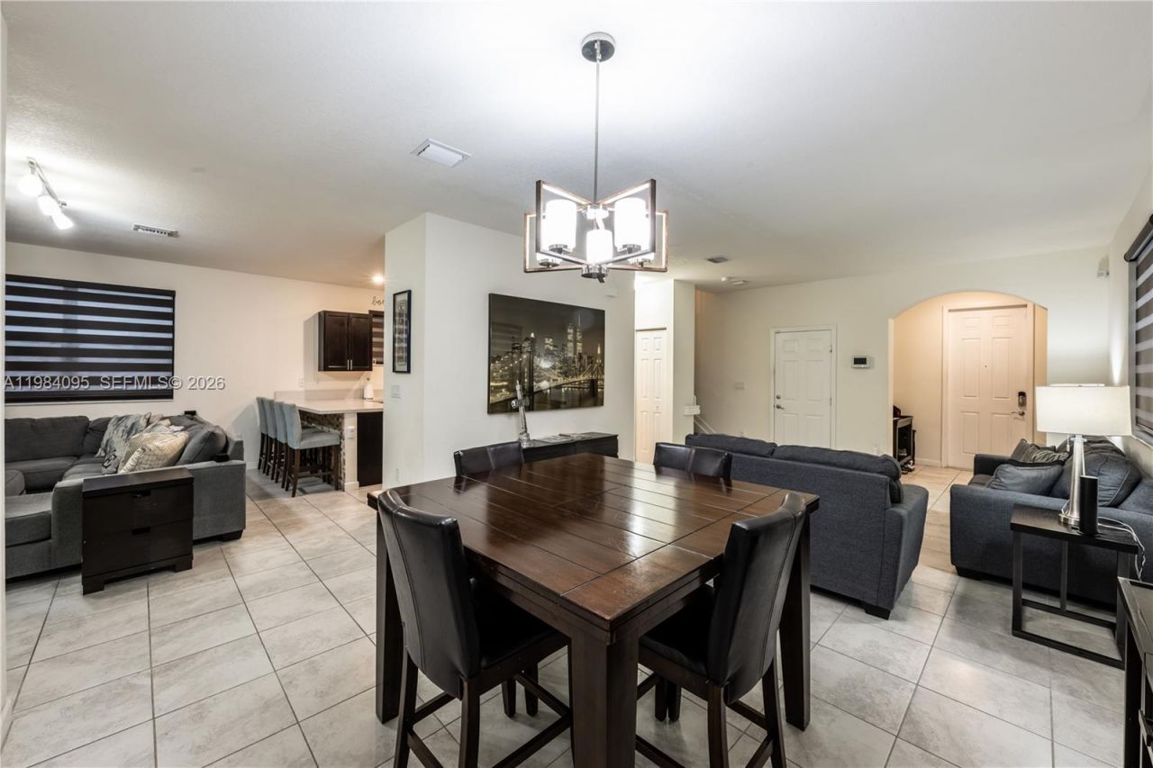 141 NE 24th Ave , Homestead, FL 33033 Photo