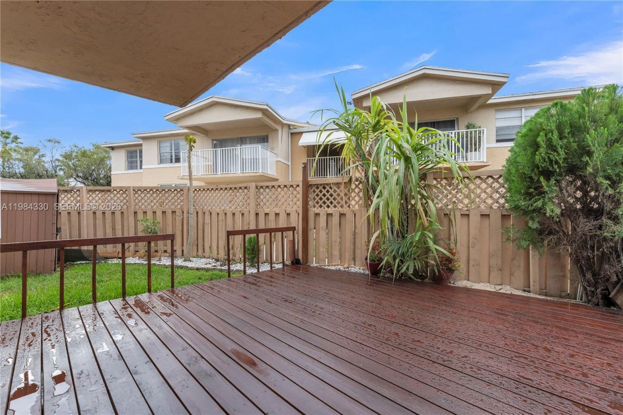 4540 NW 79th Ave , Unit 1A, Doral, FL 33166 Photo