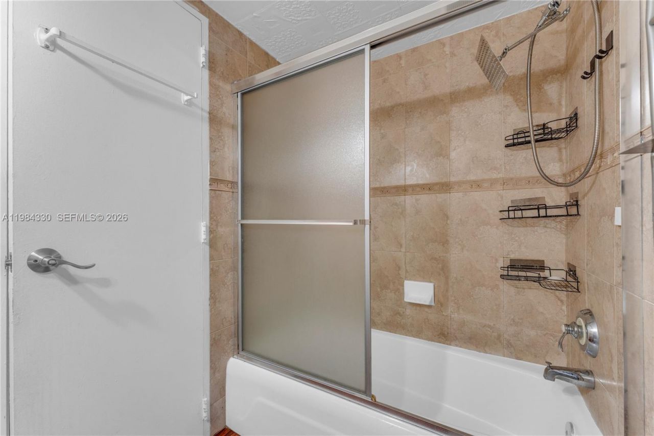 4540 NW 79th Ave , Unit 1A, Doral, FL 33166 Photo