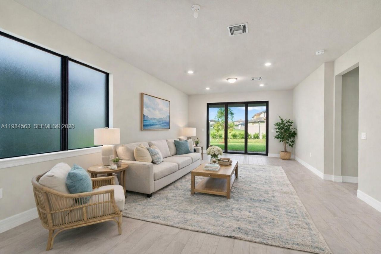 8185 Tailshot Ct , Lake Worth, FL 33467 Photo