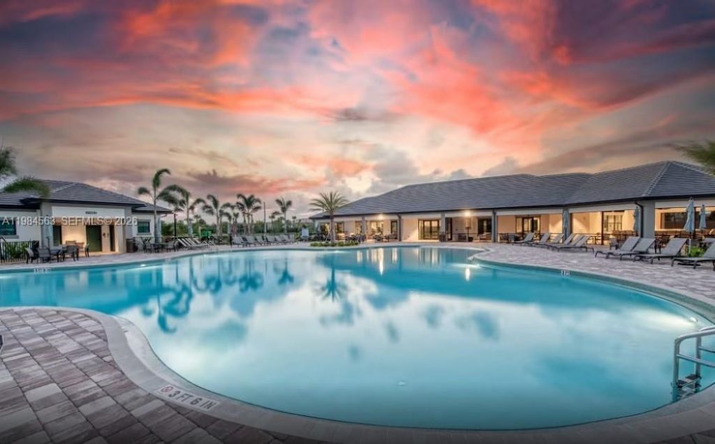 8185 Tailshot Ct , Lake Worth, FL 33467 Photo