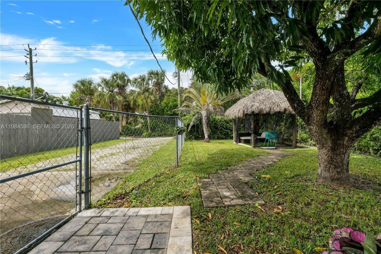 1539 Funston St , Hollywood, FL 33020 Photo