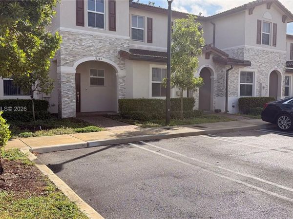 12383 NW 23rd Ct, Miami, FL 33167