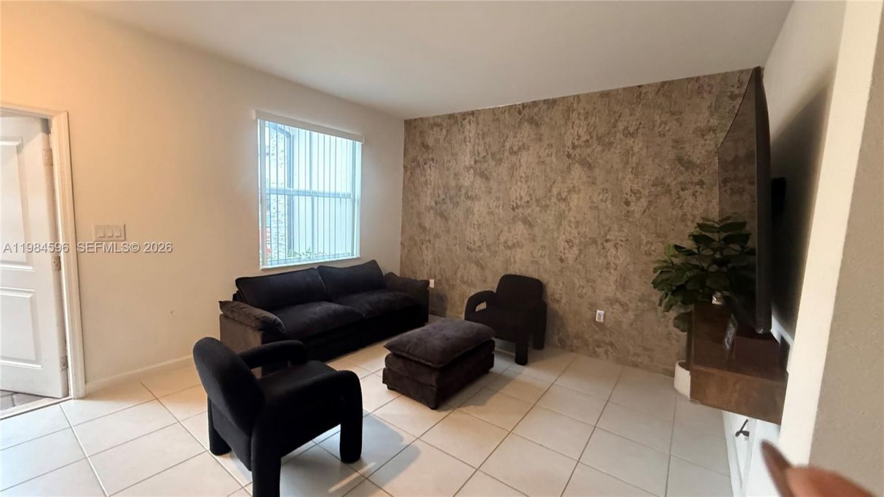 12383 NW 23rd Ct, Miami, FL 33167 Photo