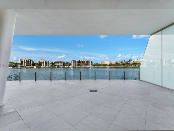 5 Grove Isle Dr, Unit L204, Coconut Grove, FL 33133