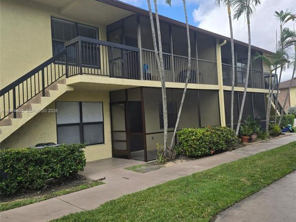 10020 Winding Lake Rd , Unit 104, Sunrise, FL 33351