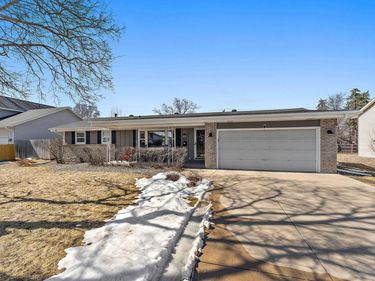 5615 Twin Lake Terrace N, Crystal, MN 55429