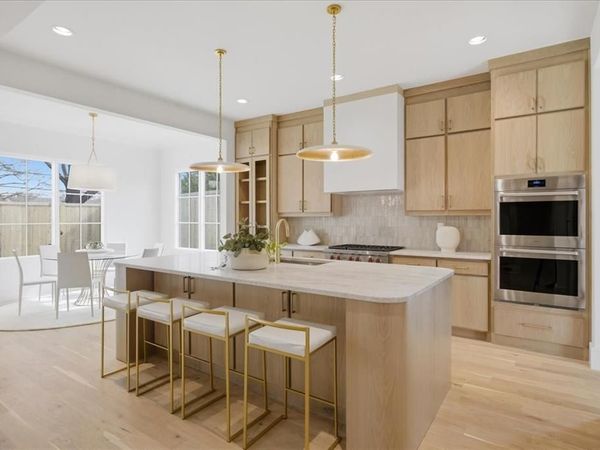 6804 Santa Maria Lane, Dallas, TX 75214