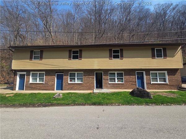 839 Georges Creek Drive, Charleston, WV 25306