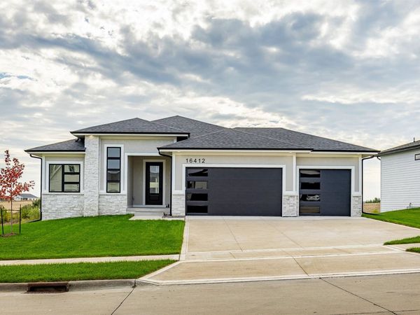 16412 N Valley Drive, Urbandale, IA 50111