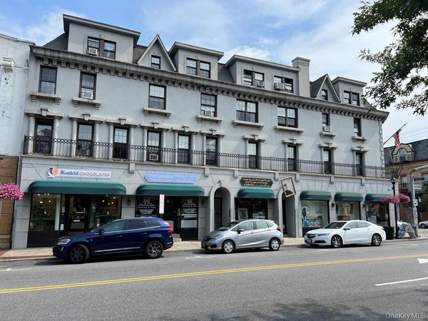 2 Audrey Avenue , Unit 7, Oyster Bay, NY 11771