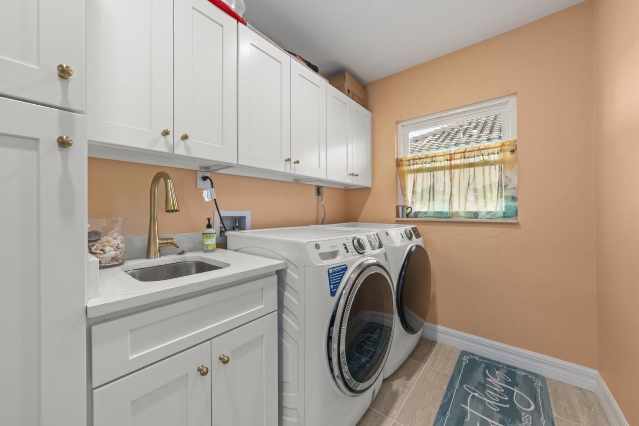 1238 Par View Dr, Sanibel, FL 33957 Photo