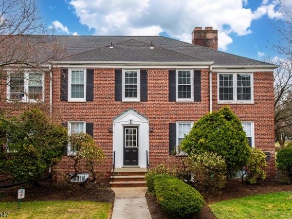 101 Gates Ave, Montclair, NJ 07042