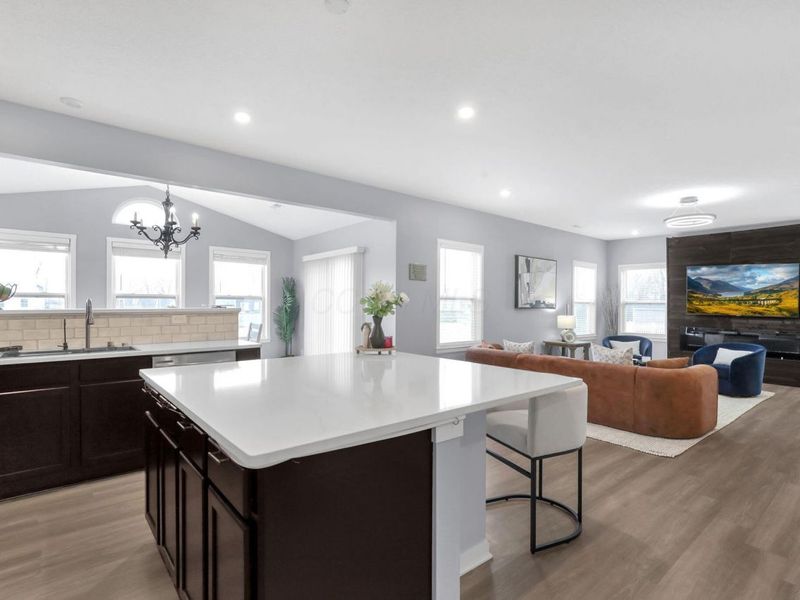 39 Thoreau Drive, Ashville, OH 43103 Photo 12